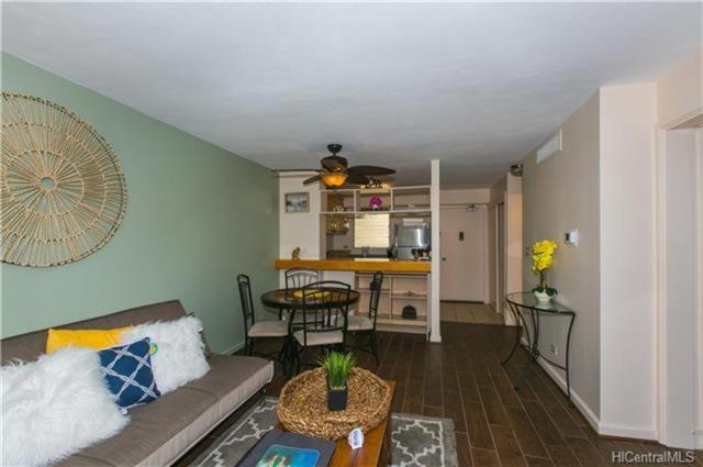 Waikiki 2Br King/King Beds Newly Renovated Apartment โฮโนลูลู ภายนอก รูปภาพ